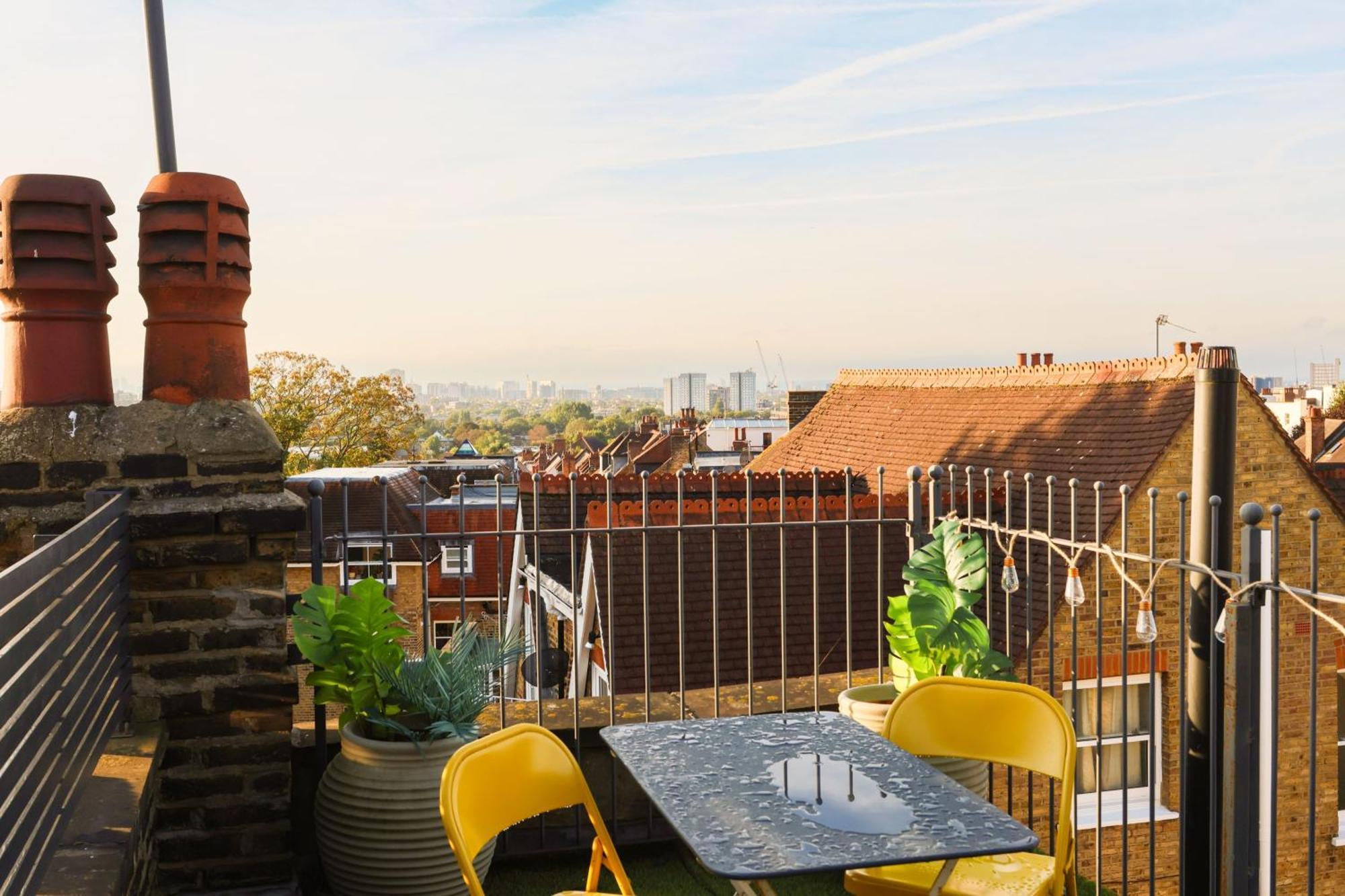 Cosy 1 Bedroom Flat Londra Esterno foto